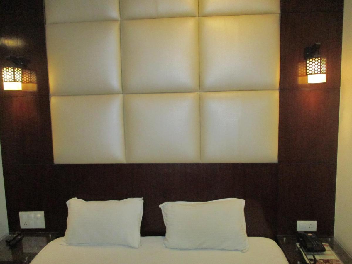 Hotel Polo Victory Джайпур Екстериор снимка